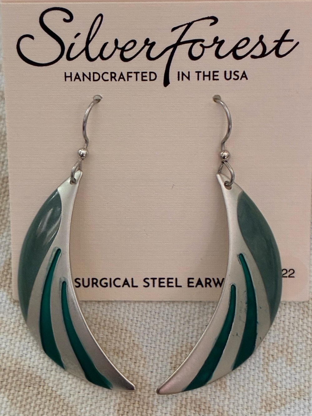 New Silver Forest Abstract Earrings Silver Tone Green Enamel Dangle Wire
